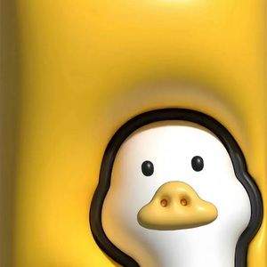 Meet your Posher, Lory